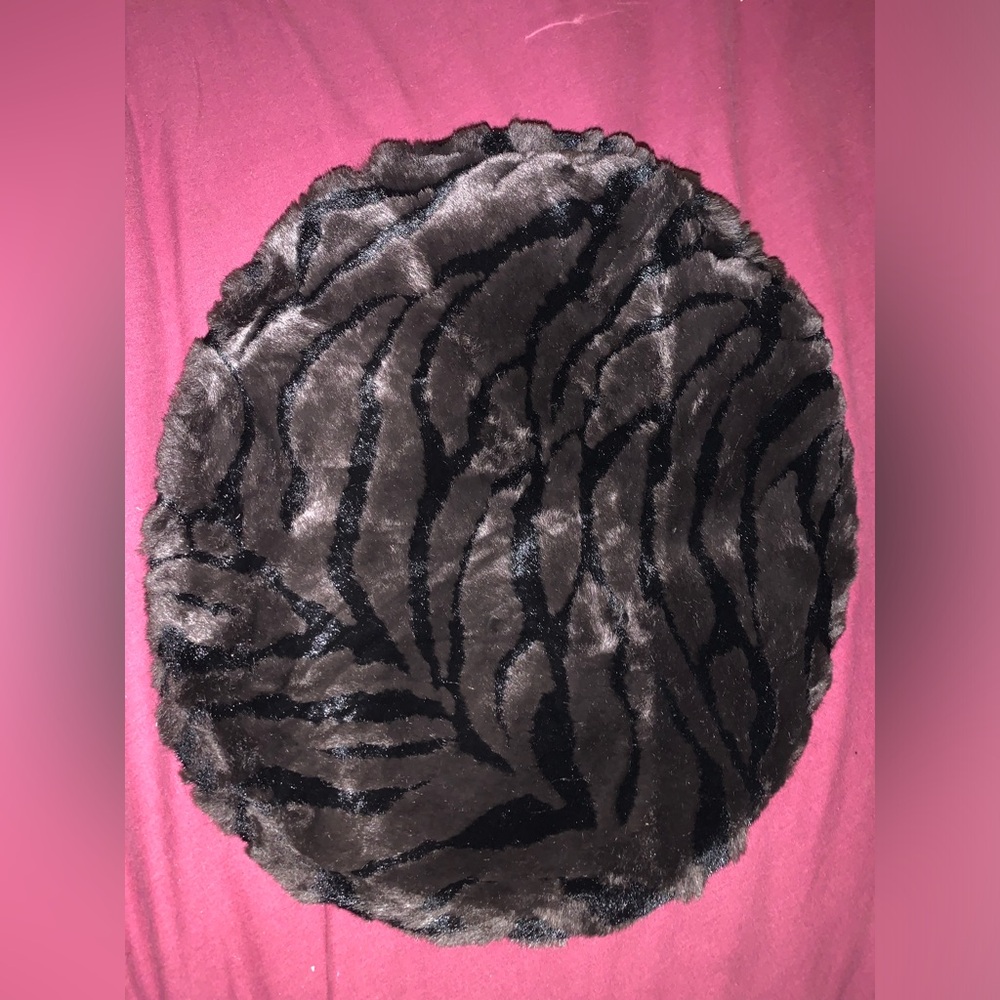 ✨⚡️💥Women's Winter Hat, Brown Plush, Faux Fur, Black Lined, One Size